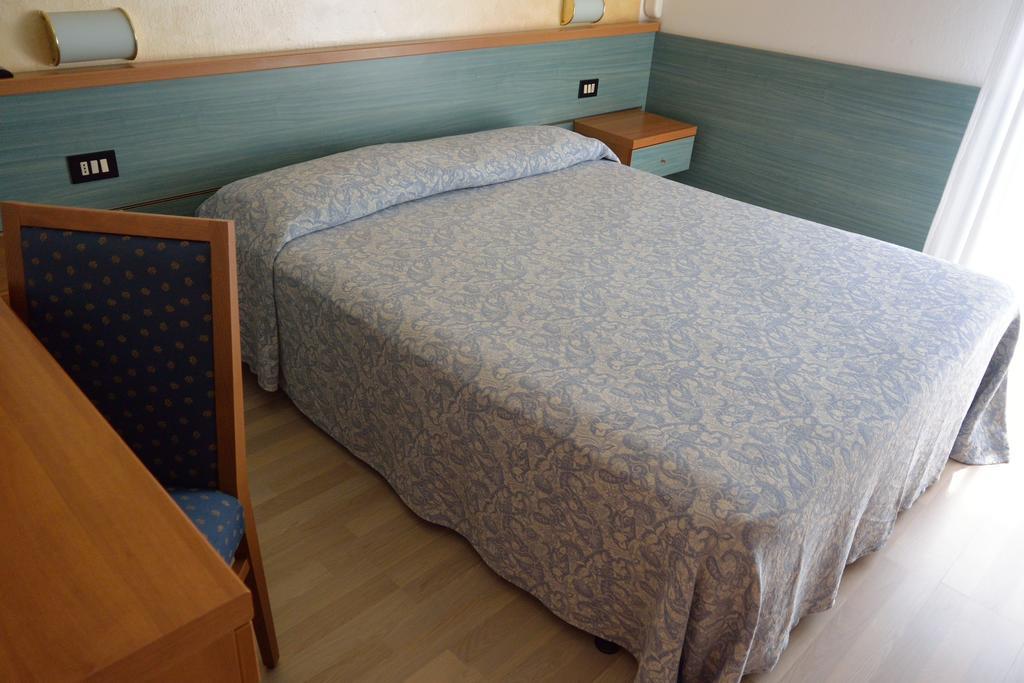 Paris Hotel